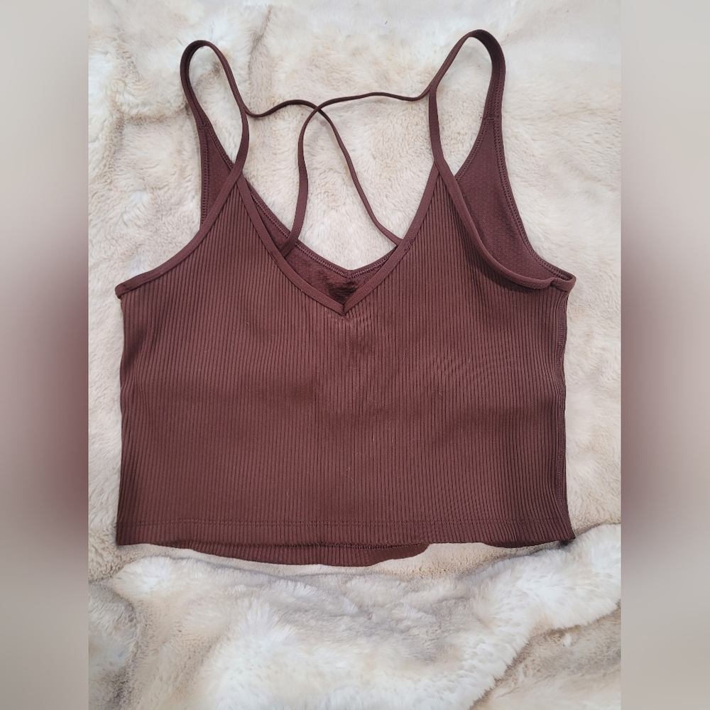 VUORI Ribbed Crop Tank - Picture 6 of 7